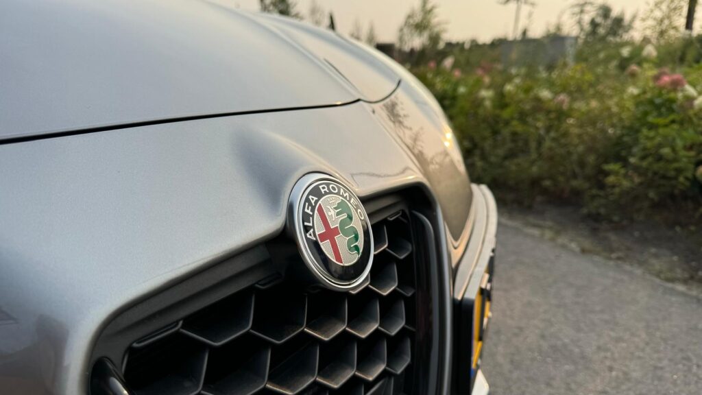 Alfa Giulietta 1.4 T-jet 2019 - 271PK - VOL in opties!